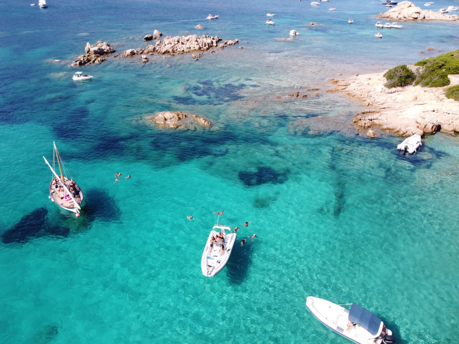 Splendida escursione marittima con Fabatour tra i paesaggi della Sardegna