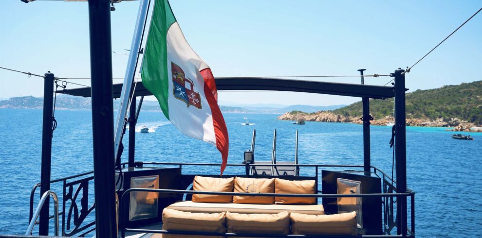 Escursione privata su yacht LuxuaryVerginia nell'Arcipelago di La Maddalena - Fabatour