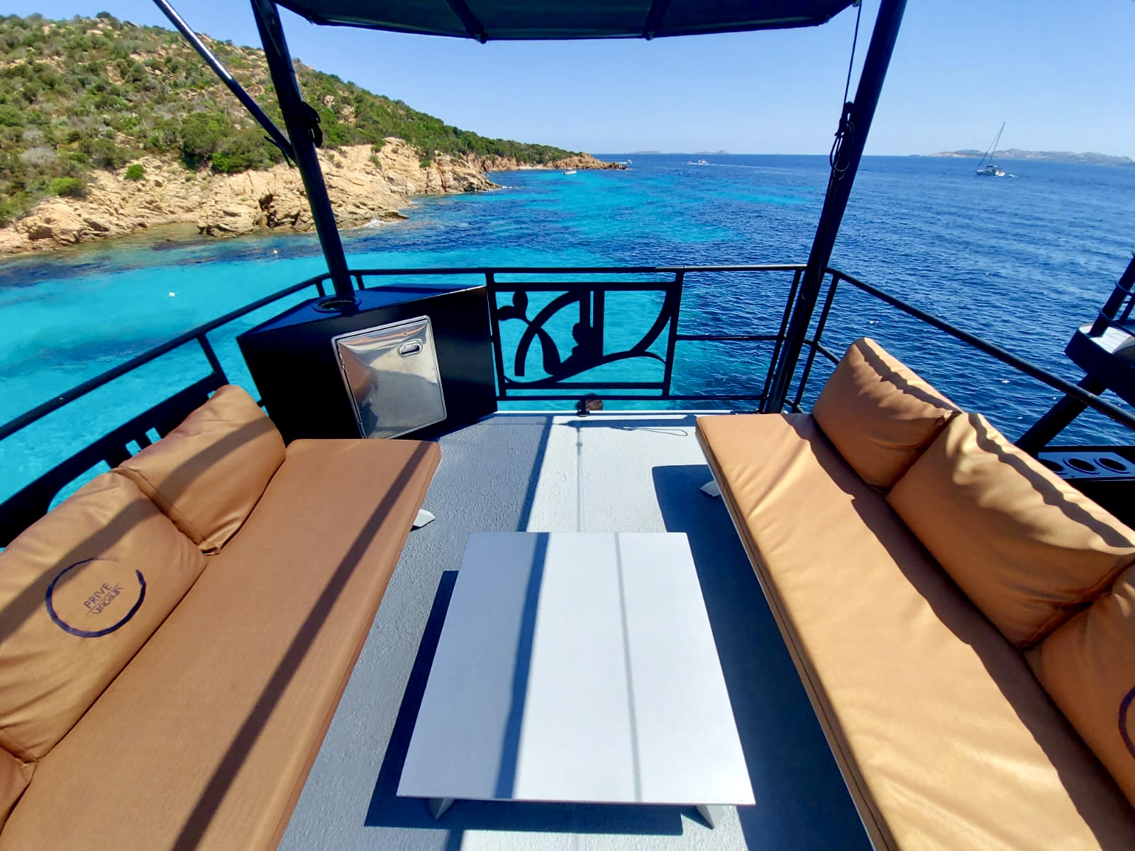 Servizio privè su yacht di lusso con escursione privata di Fabatour